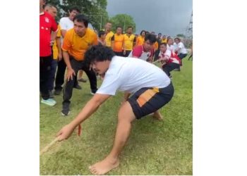 Personil Sat Resnarkoba yang meraih Juara 1 Lomba Tarik Tambang