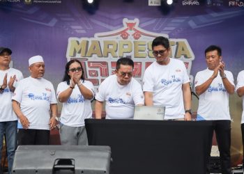 Wali Kota Pematangsiantar Wesly Silalahi SH MKn hadiri acara Puncak sekaligus Penutupan Marpesta QRIS yang dirangkai kegiatan Hari Indonesia Menabung Kota Pematangsiantar Tahun 2026