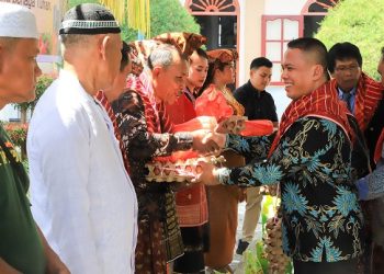 Wali Kota Pematangsiantar Wesly Silalahi SH MKn diwakili Sekda Junaedi Antonius Sitanggang SSTP MSi menghadiri Kerja Rani GBKP Runggun (Rg) Jalan Sisingamangaraja,