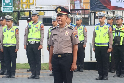 Kapolres Tanjungbalai AKBP Welman Feri, S.I.K. M.I.K Pimpin Upacara Kenaikan Pangkat Pengabdian PS. Kasi TIK IPDA Samson