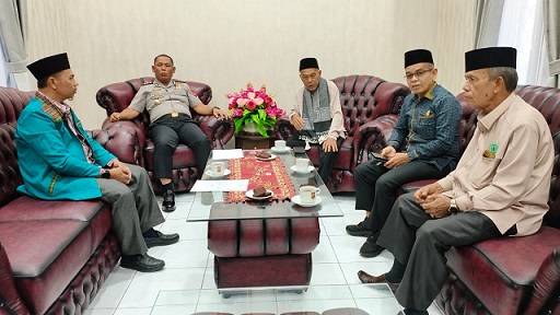 Kapolres Simalungun AKBP Marganda Aritonang, S.H. S.I.K. M.M menerima audiensi dan silaturahmi DP MUI Kabupaten Simalungun