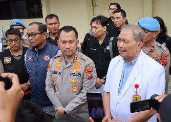 Dokter forensik RS Bhayangkara Medan, dr Mistar Ritonga, Sp.F(K), MH angkat bicara atas peristiwa dugaan bunuh diri mantan istri polisi Winda Lorenza Gowasa mengunakan senjata api (senpi) Bripka IH. (Foto Ist)