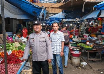 Kasub Sektor Aiptu Edi Syahputra Patroli Jalan Kaki di Pasar Horas Antisipasi 3C