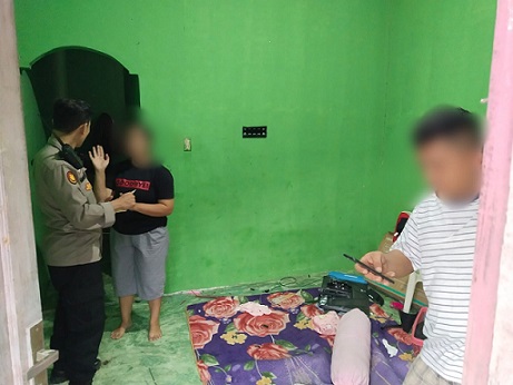 Personil Polsek Siantar Martoba Cek TKP Dugaan KDRT di Simpang Tapioka