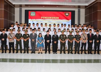 Wali Kota Pematangsiantar Wesly Silalahi SH MKn Mengukuhkan Paskibraka Tingkat Kota Pematangsiantar Tahun 2026