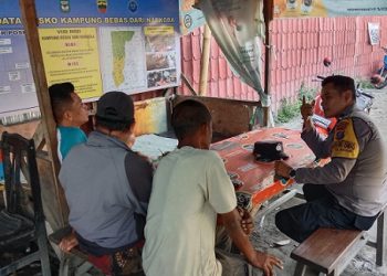 Bhabinkamtibmas Polsek Siantar Barat Laksanaskan Patroli KBN Cegah Peredaran Narkoba di Jalan Jawa