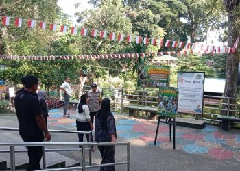 piket Bhabinkamtibmas AIPDA Saut M. Manurung, AIPDA Surya Darma patroli KRYD di lokasi objek vital Taman Bunga
