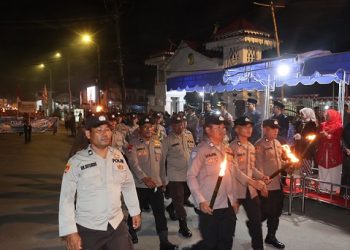 Kapolres Tanjungbalai AKBP Welman Feri, S.I.K. M.I.K menghadiri kegiatan Pawai Obor (Taptu)