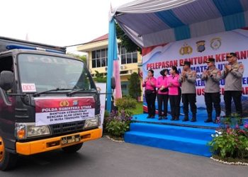 Polda Sumut memberangkatkan 25 ton bantuan kemanusiaan untuk korban gempa bumi di wilayah Nusa Tenggara Timur (NTT). (Foto Ist)