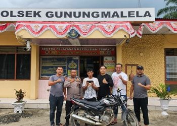 Pelaku Curanmor, RS alias Kedi dan barang bukti diamankan di Polsek Gunung Malela