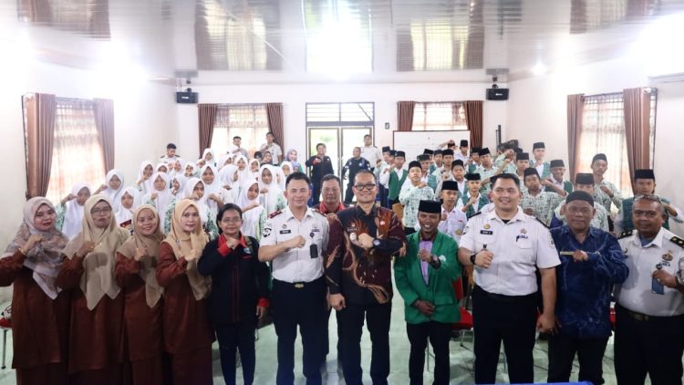 Wakil Wali Kota Tanjungbalai Muhammad Fadly Abdina buka Sosialisasi bahaya narkoba
