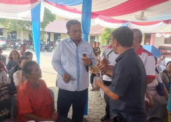 Anggota DPRD Kota Medan, Binsar Simarmata saat pelaksanaan sosper Perda Nomor 3 Tahun 2021 tentang Penyelenggaraan Administrasi Kependudukan (Adminduk). (Foto Ist)