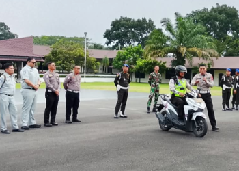 Kanit Regident Sat Lantas IPDA Horas Tambunan, S.H saat Sosialisasi Safety Riding dan Safety Driving