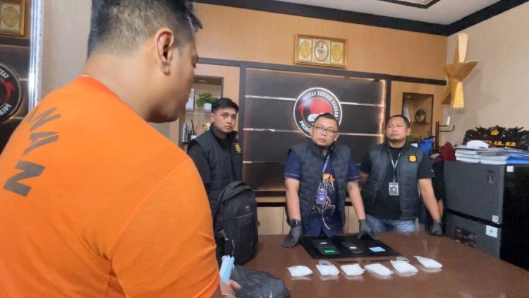 Penumpang travel Medan-Aceh Ditangkap Polisi. (Foto Ist)