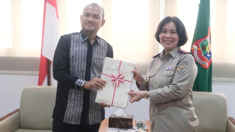 Wali Kota Mahyaruddin Salim Terima 31 Sertifikat Aset Tanah Milik Pemko Tanjungbalai dari BPN Tanjungbalai