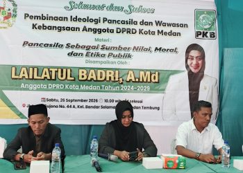 Anggota DPRD Kota Medan, Lailatul Badri,
saat Wawasan Kebangsaan (Wasbang) di Jalan Letda Sujono, Kelurahan Bandar Selamat, Kecamatan Medan Tembung (Foto Ist)