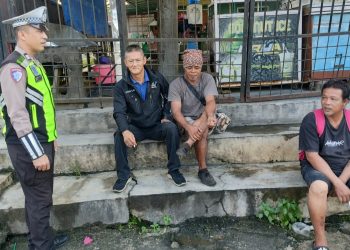 Personil Sat Lantas Simalungun Edukasi Keselamatan Berlalu Lintas kepada Warga Nagori Sejahtera