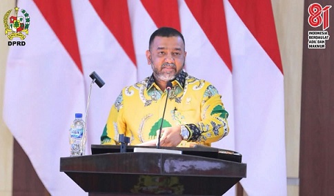 Anggota DPRD Kota Medan Dapil V dari Fraksi Golkar, Rommy Van Boy sampaikan hasil reses Dapil V kepada Pemko Medan. (Foto Ist)