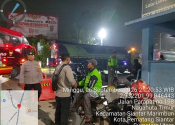 Bhabinkamtibmas Polsek Siantar Marihat Patroli BLP Memberikan Rasa Nyaman kepada Masyarakat