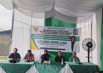 Anggota DPRD Kota Medan Lailatul Badri saat sosper Perda Kota Medan Nomor 9 Tahun 2016 tentang Penyelenggaraan Lalu Lintas dan Angkutan Jalan (Foto Ist)