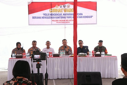 Kapolrestabes Medan Kombes Pol. Dr. Jean Calvijn Simanjuntak, S.I.K., M.H saat kunjungan kerja ke Polsek Medan Helvetia (Foto Ist)