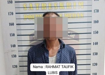 Satu pelaku pencurian toko di Jalan Ahmad Yani, Kelurahan Kesawan, Medan Barat yang ditangkap polisi. (Foto Ist)