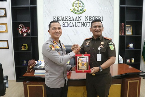 Kapolres Simalungun Silaturahmi AKBP Dr. Hendri Nupia Dinka Barus, S.H., S.I.K., M.M dan Kajari Simalungun