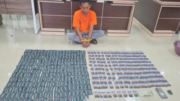 Kurir narkoba vape getar yang ditangkap pihak Polda Sumut di Tanjung Balai. (Foto Ist)