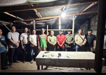 Kanit Jatantas Ipda B. Situngkir, S.H saat lakukan pengrebekan di lokasi