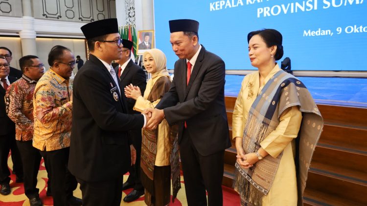Wakil Wali Kota Tanjungbalai Muhammad Fadly Abdina menghadiri pengukuhan Ameriza Ma’ruf Moesa sebagai Kepala Kpw BI Sumut