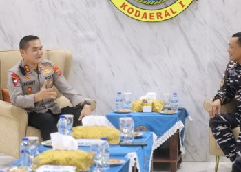 Kapolda Sumut Irjen Pol Sonny Irawan, S.I.K., M.H bersilaturahmi dengan Komandan Komando Daerah TNI Angkatan Laut (Dankodaeral) I Belawan Laksamana Muda TNI Deny Septiana, S.I.P., M.A.P