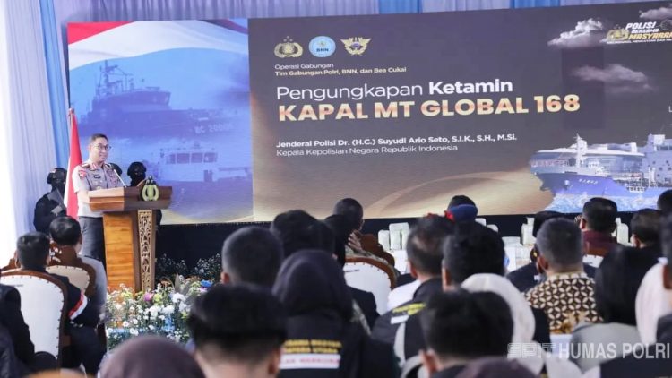 Kapolri Jenderal Polisi Suyudi Ario Seto saat paparan (Foto Ist)