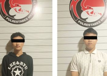 Dua komplotan geng motor Gtarmy.Reborn 16 yang ditangkap polisi karena mengedarkan narkoba jenis pil ektasi. (Foto Ist)