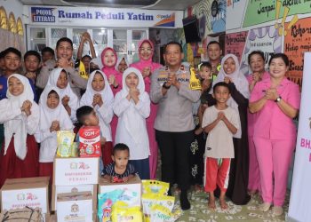 Kapolres Pematangsiantar AKBP Dhana Noer Kurniawan, S.I.K., M.M beserta rombongan kujungan Bakti Sosial di Rumah Yatim Disabilitas