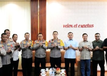 Kapolda Sumut Irjen Pol. Sonny Irawan, S.I.K., M.H melaksanakan silaturahmi dengan Kepala Badan Intelijen Negara Daerah (Kabinda) Sumut Brigjen TNI Muhammad Nasrulloh Nasution, S.Sos di Kantor BIN Sumut (Foto Ist)