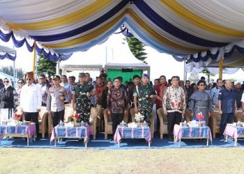 Kapolres Simalungun AKBP Dr. Hendri Nupia Dinka Barus, S.H., S.I.K., M.M Hadiri Penutupan Diklat Mental, Fisik dan Disiplin 335 Siswa SMA Plus Efarina