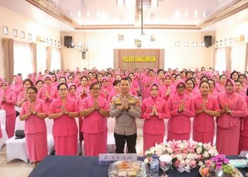 Kapolres Simalungun AKBP Dr. Hendri Nupia Dinka Barus, S.H., S.I.K., M.M menghadiri pertemuan rutin bulanan Bhayangkari Cabang Simalungun