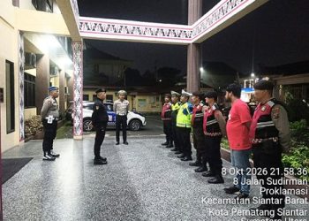 KBO Satuan Samapta IPTU Pitra Jaya Surya Putra SH saat pimpin apel kesiapan Patroli BLP di Mako Polres Pematangsiantar