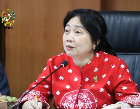 Anggota DPRD Medan (Fraksi PDI Perjuangan) Dr. Dra. Lily.MBA.MH