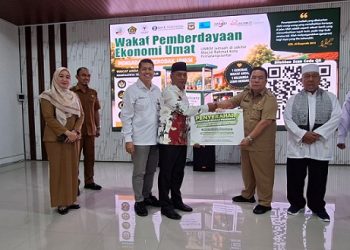 Wali Kota Pematangsiantar Wesly Silalahi SH MKn membuka secara resmi acara Edukasi Ekonomi dan Keuangan Syariah bertajuk Wakaf Produktif: Manfaat Berkelanjutan, Kemandirian Menguat, Ekonomi Umat Meningkat. Kegiatan tersebut digelar di Aula Kantor Inspektorat Daerah Kota Pematangsiantar,