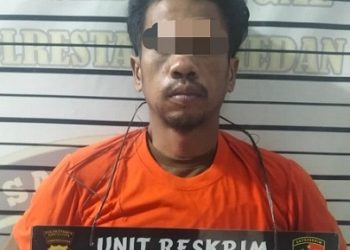 Pelaku pencuri sawit yang ditangkap personel Polsek Medan Sunggal. (Foto Ist)