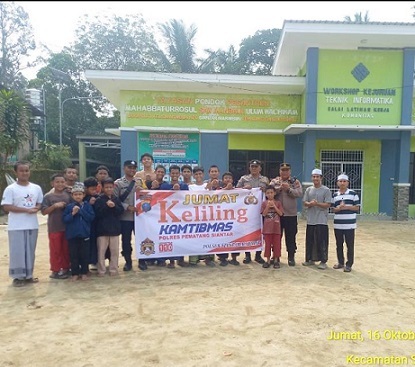 Kapolsek Siantar Marihat AKP David Eka Putra SH Kunjungi Yayasan Ponpes Mahabbaturosul Saw Manbaul Ulum Walhikam Sidomuliyo