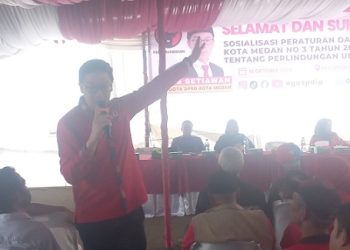 Anggota DPRD Kota Medan, Agus Setiawan saat Sosper ke-X Tahun 2026 tentang Peraturan Daerah (Perda) Kota Medan Nomor 3 Tahun 2024 tentang Perlindungan dan Pengembangan UMKM. (Foto Ist)