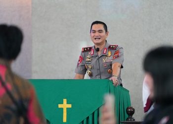 Kapolda Sumut Irjen Pol. Sonny Irawan saat Minggu Kasih di Gereja HKBP Sudirman, Jalan H. Misbah, Medan (Foto Ist)