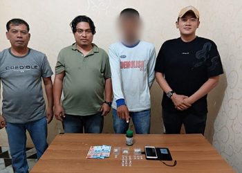 Pelaku S dan barang bukti diamankan di Polsek Dolok Batu Nanggar 