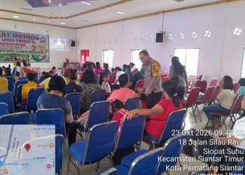 Bhabinkamtibmas Kelurahan Siopat Suhu Aipda Vicktorson Saragih G,S.T sambangi Gedung Sekolah Minggu GKPS, Jalan Silau Raya