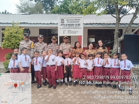 Polsek Siantar Martoba Laksanakan Polidik di SDN 124388 Jalan Rakutta Sembiring