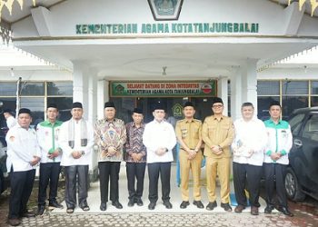 Wamenang Dr. KH. Romo R. Muhammad Syafi’i, S.H., M.Hum didampingi Wali Kota Tanjungbalai Mahyaruddin Salim Kunker Ke Kantor MUI Kota Tanjungbalai