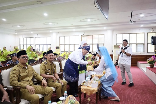 Wali Kota Tanjungbalai Mahyaruddin Salim dampingi Wamenag RI, Romo HR. Muhammad Syafi’i Hadiri Pelantikan Fahmi Ummi Periode 2026-2031