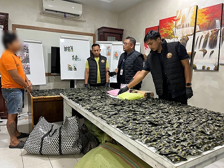 Sebuah gudang pengolahan pinang di kawasan Sei Mencirim, Kecamatan Sunggal, Kabupaten Deli Serdang, yang disulap jadi gudang narkoba, digerebek polisi. (Foto Ist)